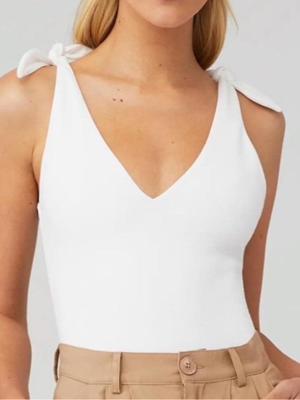 NWOT Show Me Your Mumu kylo White Tie-Shoulder V-Neck Bodysuit